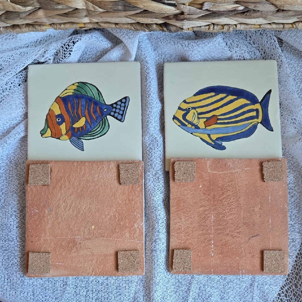 Colorful Ceramic Fish Tile - Multicolor - Picture 4 of 5